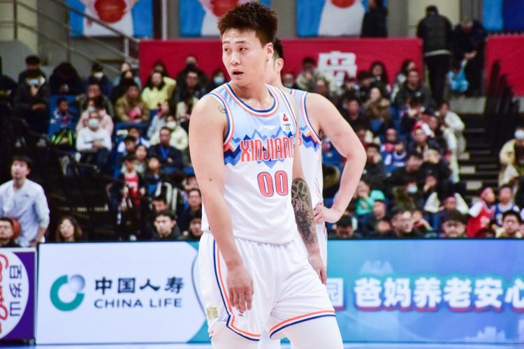 开云官方平台-媒体人：赵睿转会谈判过程中 曾有其他俱乐部加入&amp;amp;开出高价