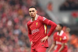 西媒：阿诺德认为部分红军球迷很过分，自由身离队不是他的错