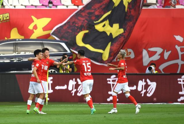 开云官方平台-逆转取胜广州队缓解压力 伤员回归卡帅赞许洛国富