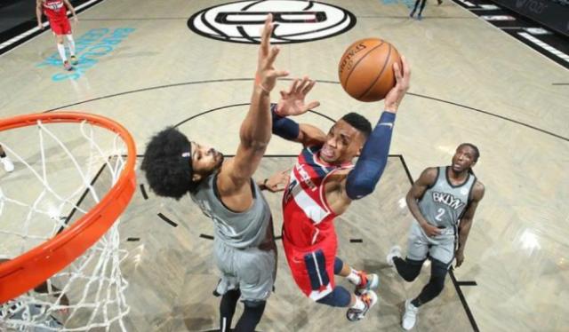 开云数字工具-奇才生涯首胜！三双没了赢球来了 韦少定律还没断